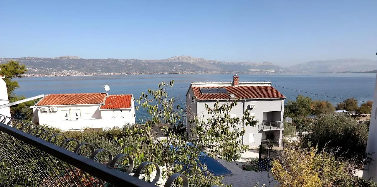 Apartman Karaga Trogir