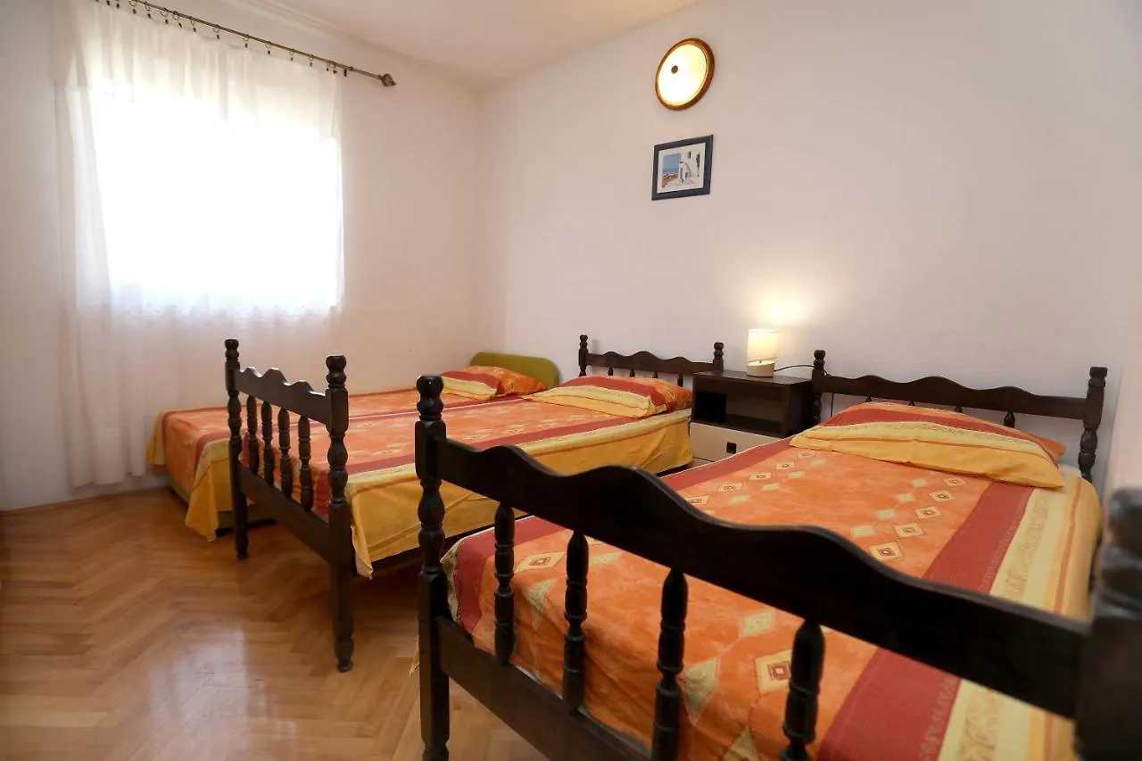 Apartman Karaga Trogir Hırvatistan